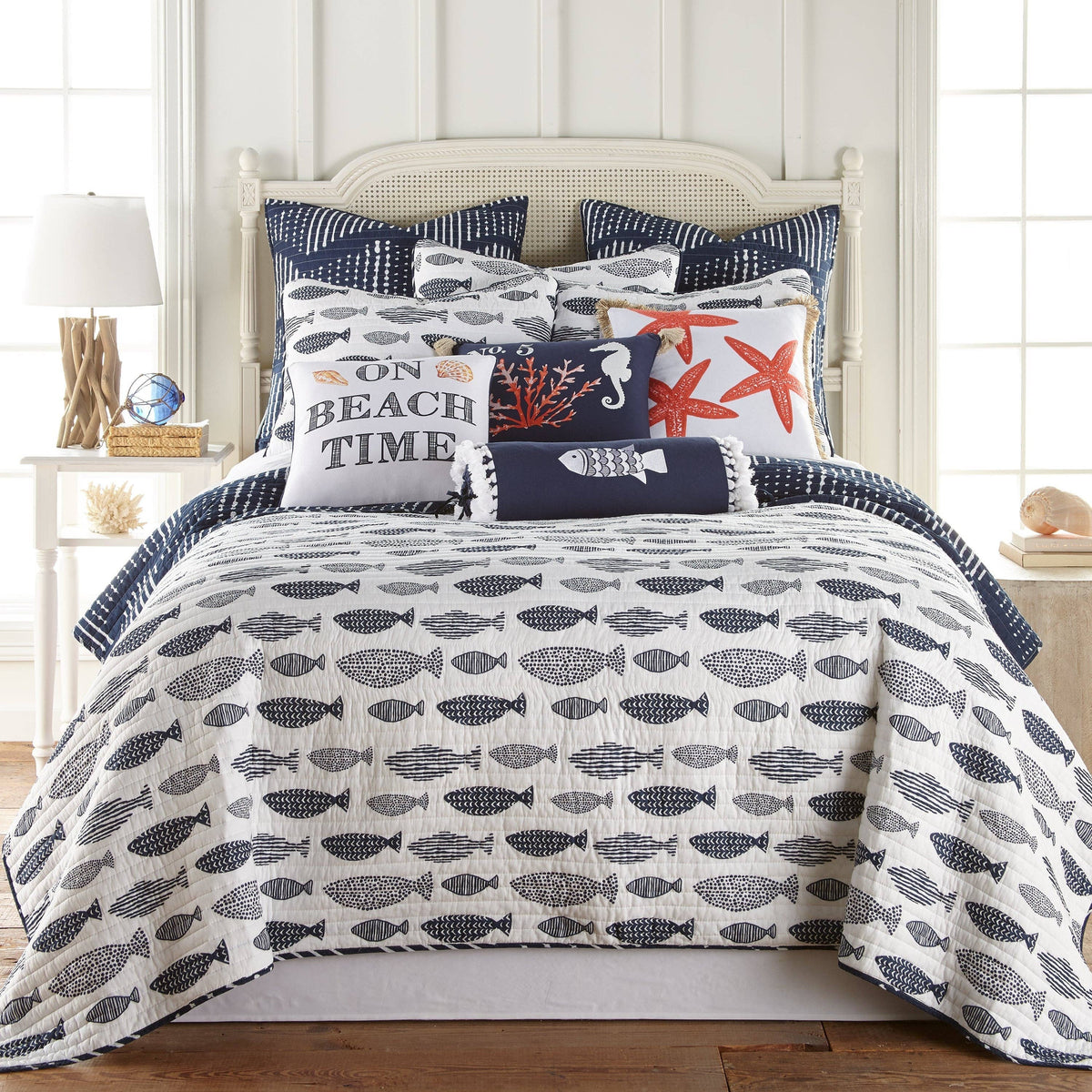 Bakio Starfish Pillow
